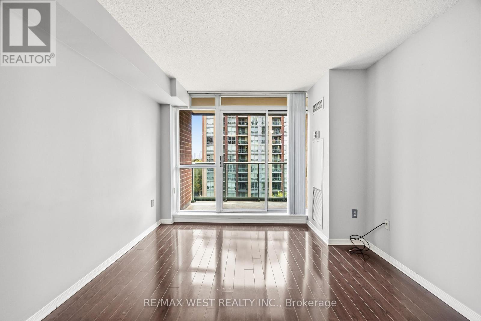 809 - 15 Michael Power Place, Toronto, Ontario  M9A 5G4 - Photo 26 - W13763802