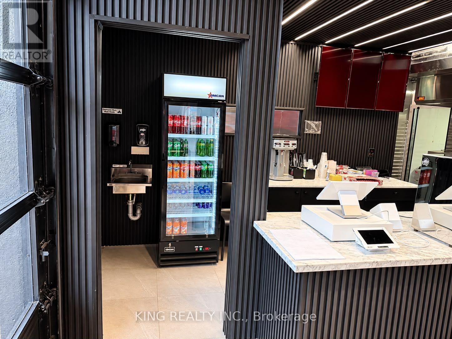 1001 Queen Street E, Toronto, Ontario  M4M 1K2 - Photo 18 - E13763488
