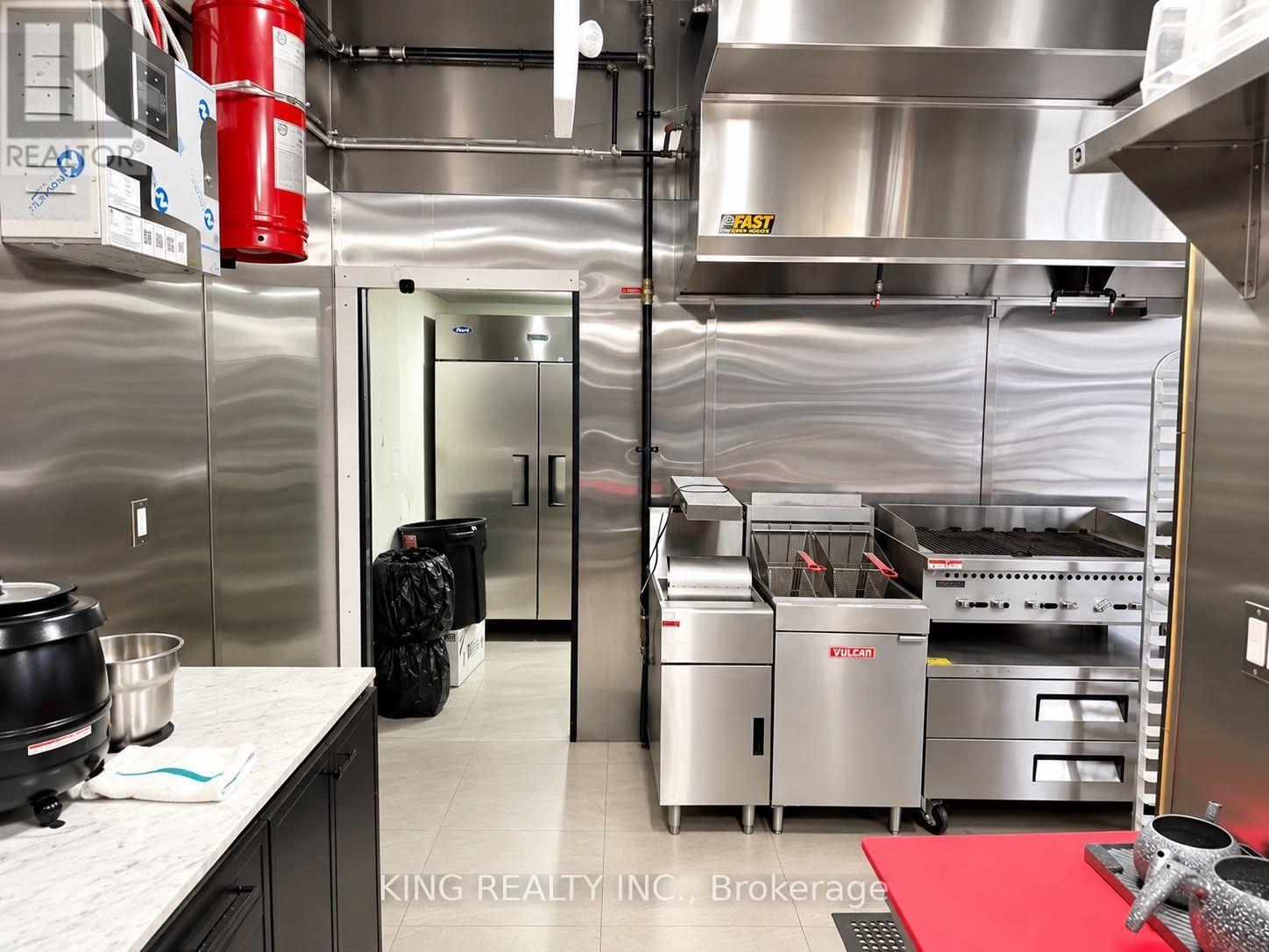 1001 Queen Street E, Toronto, Ontario  M4M 1K2 - Photo 27 - E13763488