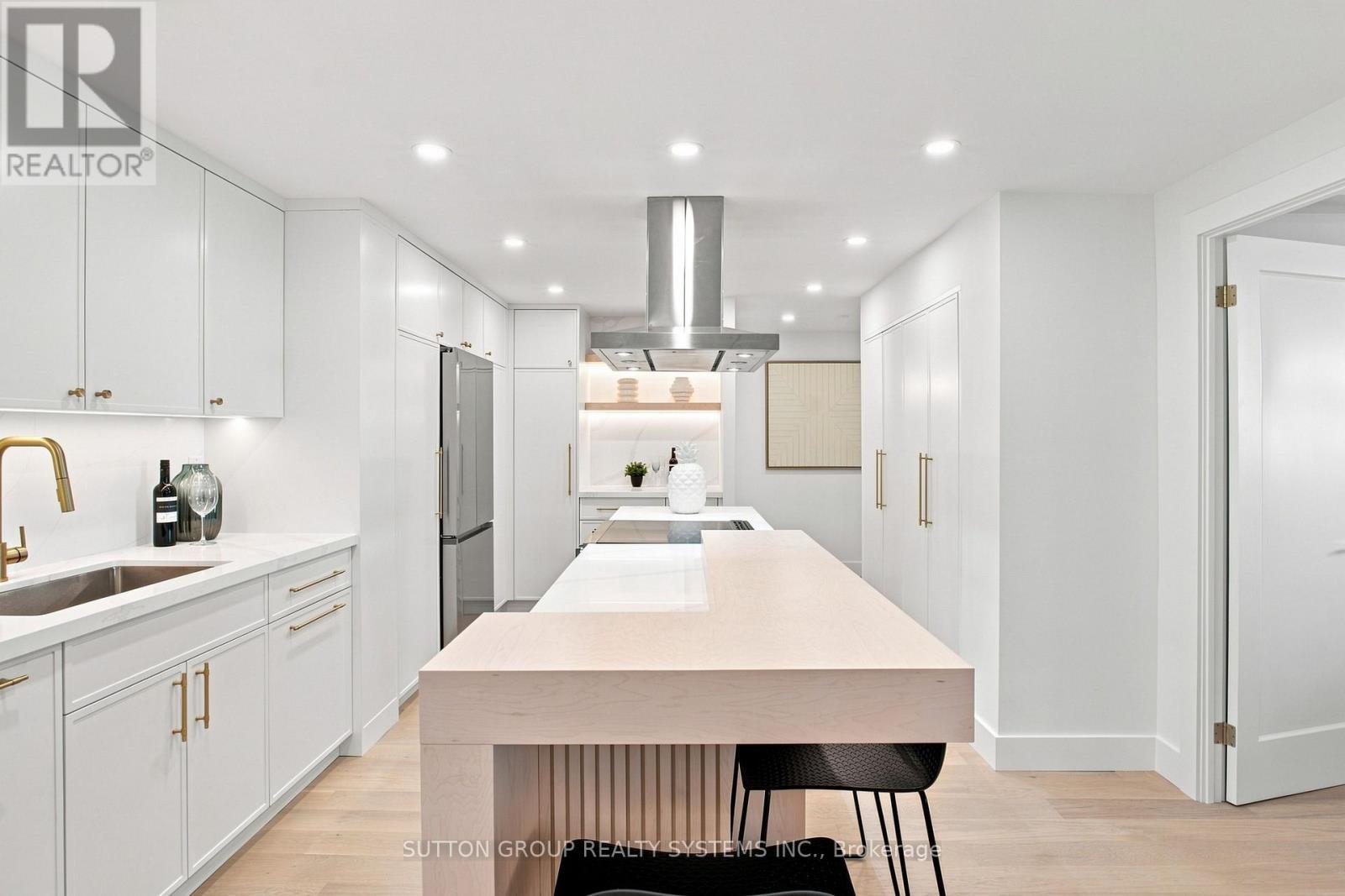 1504 - 812 Burnhamthorpe Road, Toronto, Ontario  M9C 4W1 - Photo 14 - W13755536