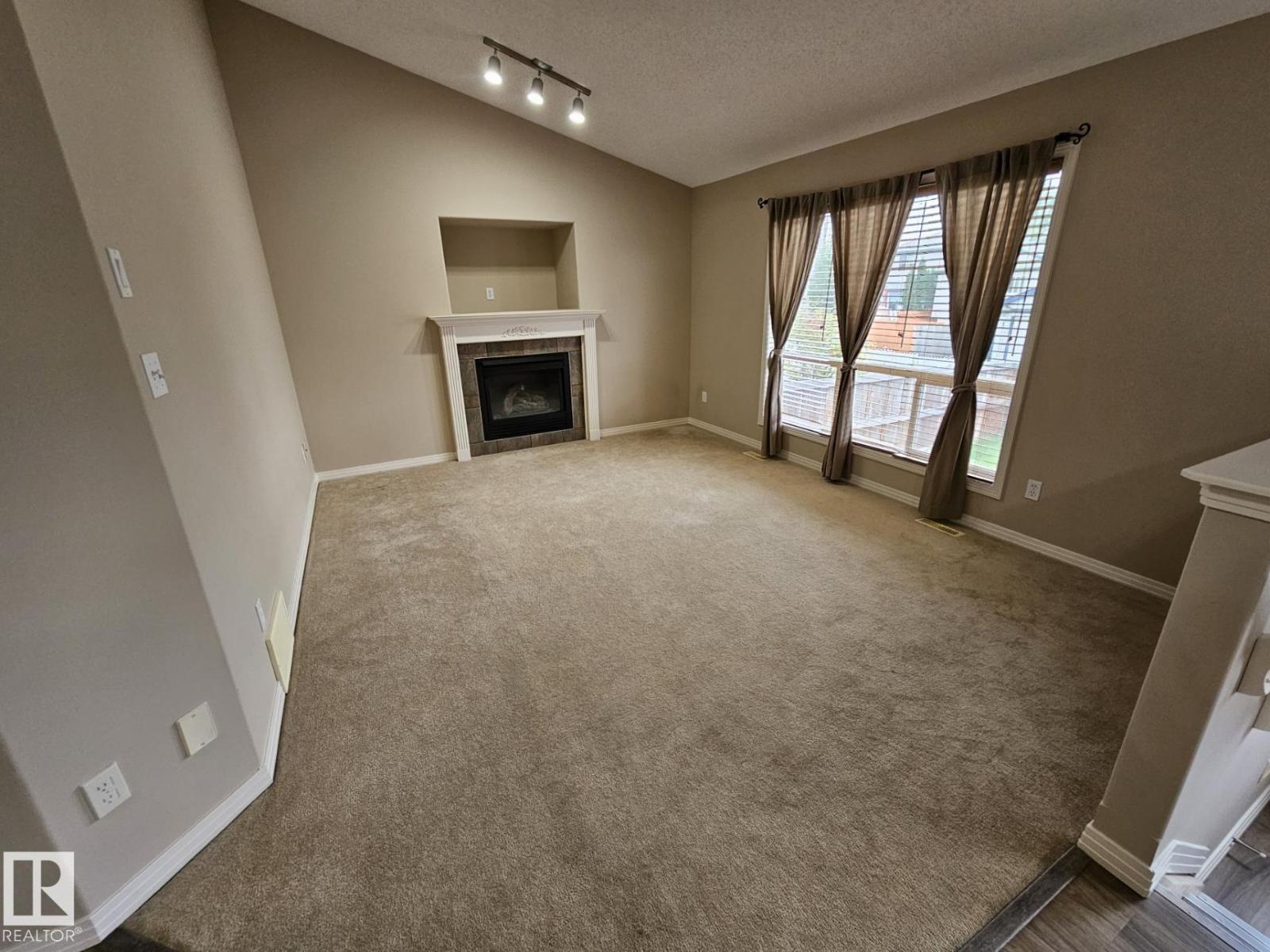 4315 151 Av NW, Edmonton, Alberta  T5Y 3A9 - Photo 3 - E4507823