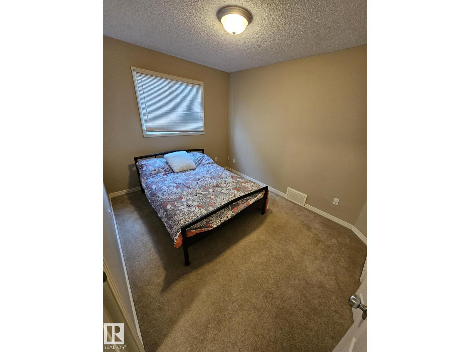 4315 151 Av NW, Edmonton, Alberta  T5Y 3A9 - Photo 7 - E4507823