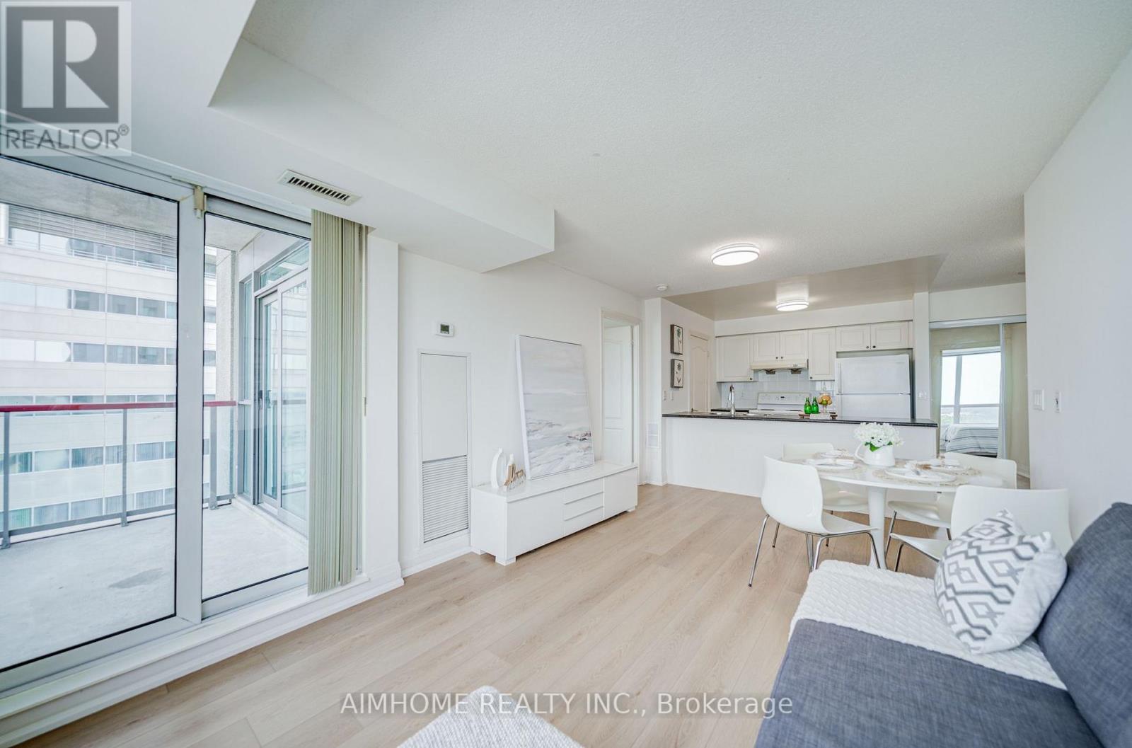 1107 - 60 Brian Harrison Way, Toronto, Ontario  M1P 5J5 - Photo 7 - E13573686