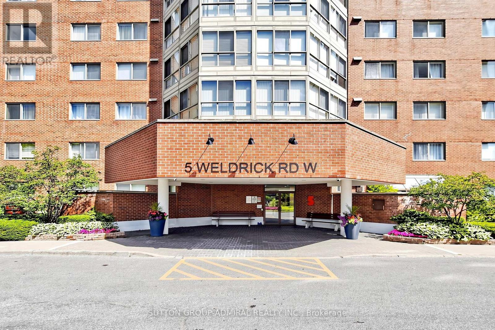 208 - 5 Weldrick Road W, Richmond Hill, Ontario  L4C 8S9 - Photo 3 - N13606794
