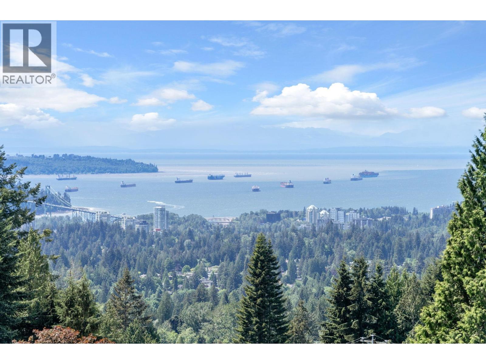 3961 ST. ALBANS AVENUE, north vancouver, British Columbia