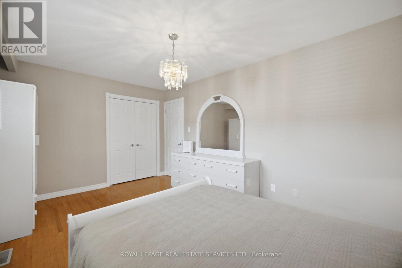 4107 Wilcox Road, Mississauga, Ontario L4Z 1B8 - Photo 25 - W13763804