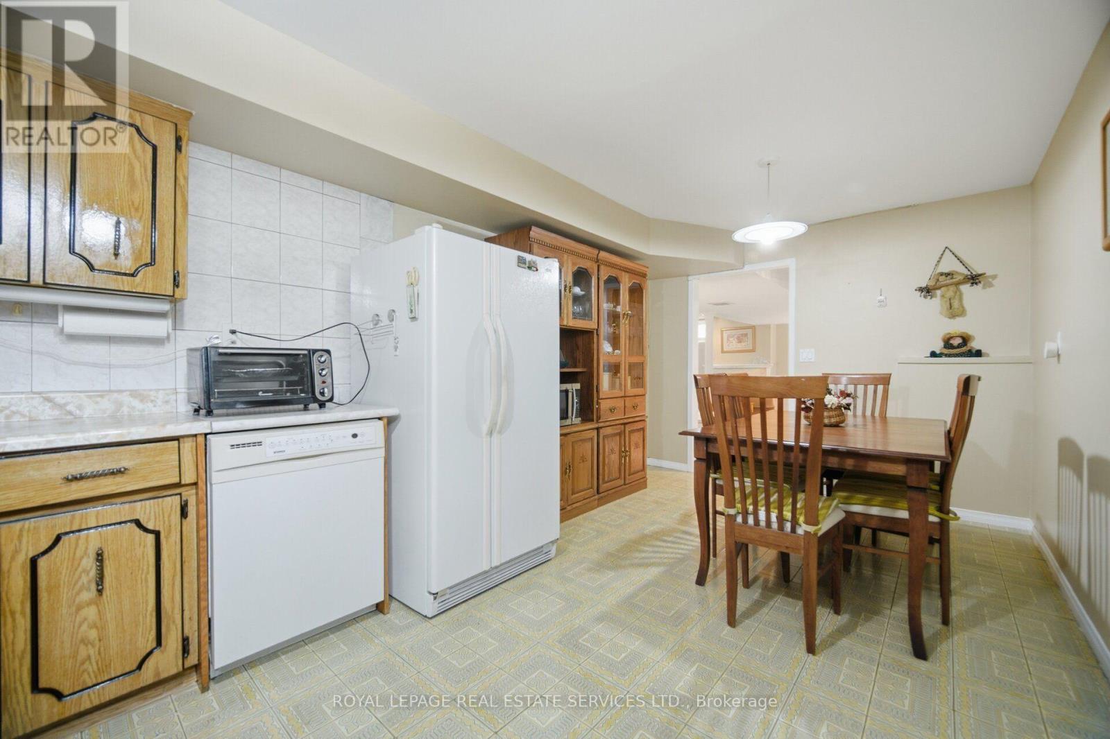 4107 Wilcox Road, Mississauga, Ontario L4Z 1B8 - Photo 41 - W13763804