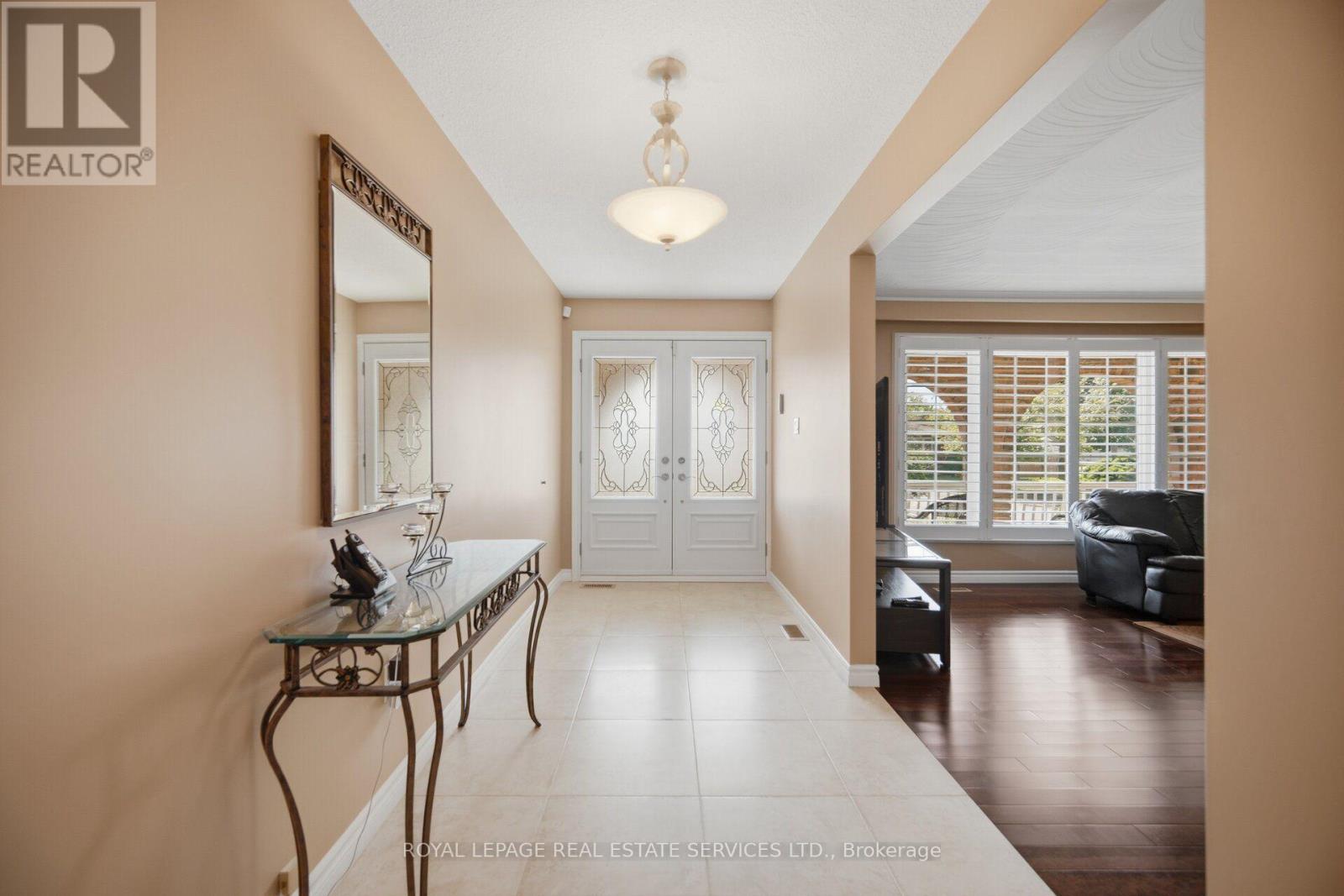 4107 Wilcox Road, Mississauga, Ontario L4Z 1B8 - Photo 5 - W13763804