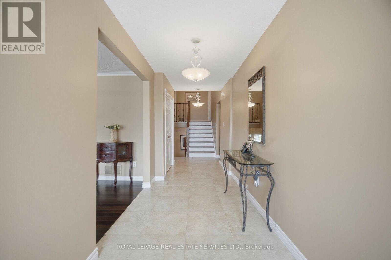 4107 Wilcox Road, Mississauga, Ontario L4Z 1B8 - Photo 6 - W13763804