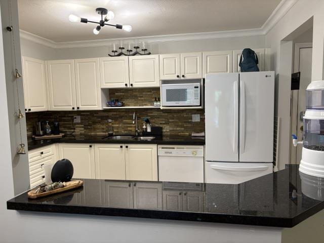 206 15140 29a Avenue, Surrey, British Columbia  V4P 1H1 - Photo 11 - R3163529