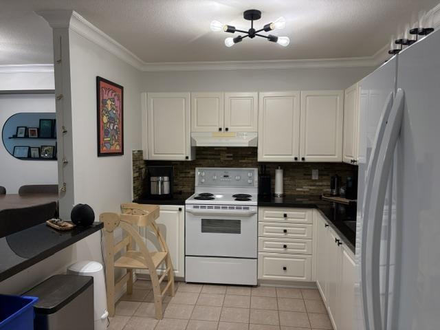 206 15140 29a Avenue, Surrey, British Columbia  V4P 1H1 - Photo 13 - R3163529