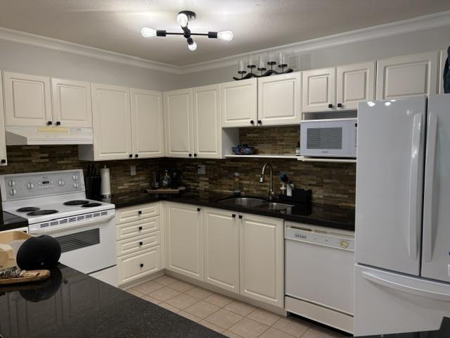 206 15140 29a Avenue, Surrey, British Columbia  V4P 1H1 - Photo 12 - R3163529