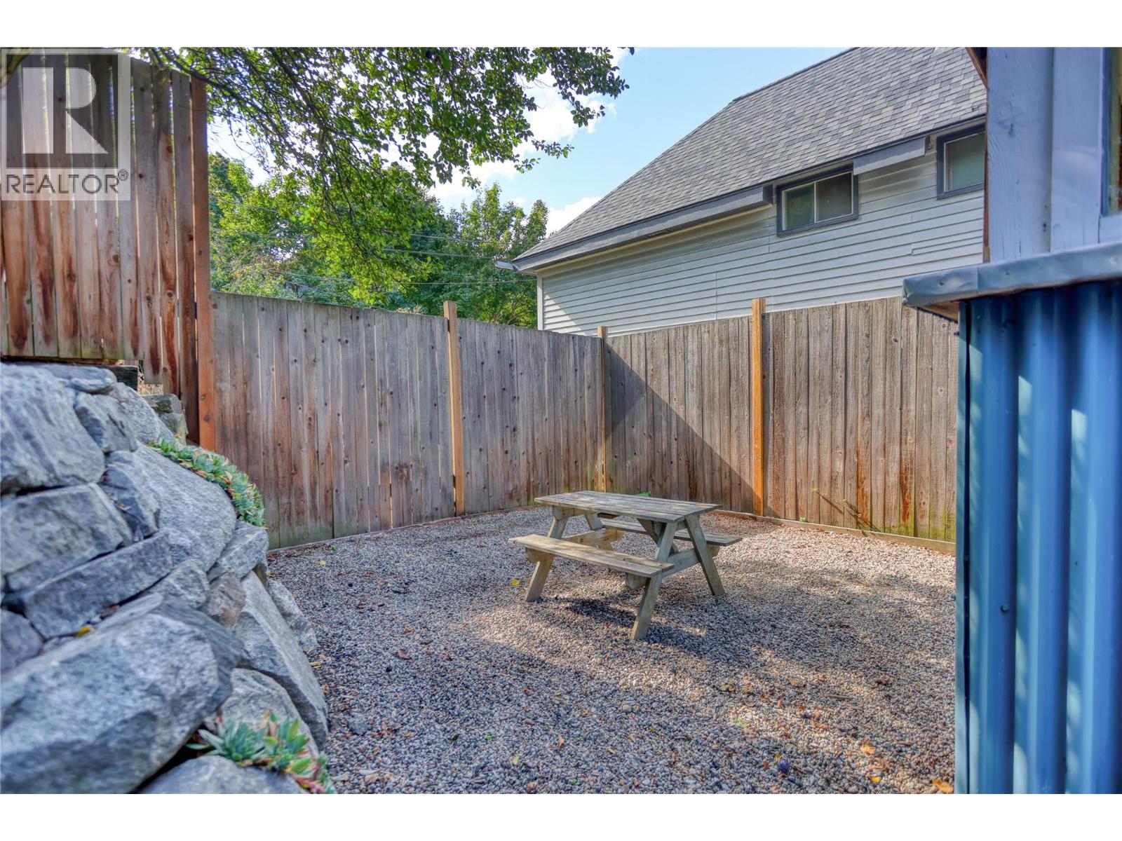 924 Front Street, Nelson, British Columbia  V1L 4C2 - Photo 5 - 10400171