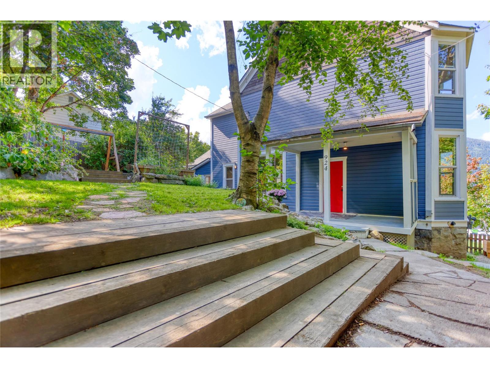 924 Front Street, Nelson, British Columbia  V1L 4C2 - Photo 7 - 10400171