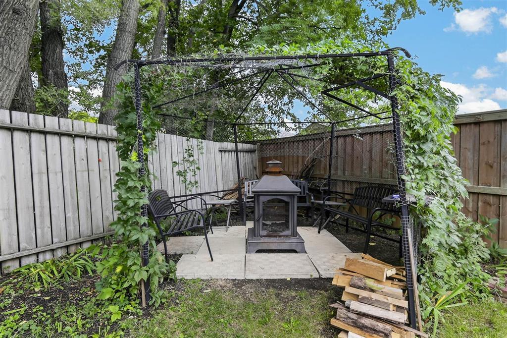46 Lemmen Drive, Winnipeg, Manitoba  R2K 3J8 - Photo 31 - 202622500