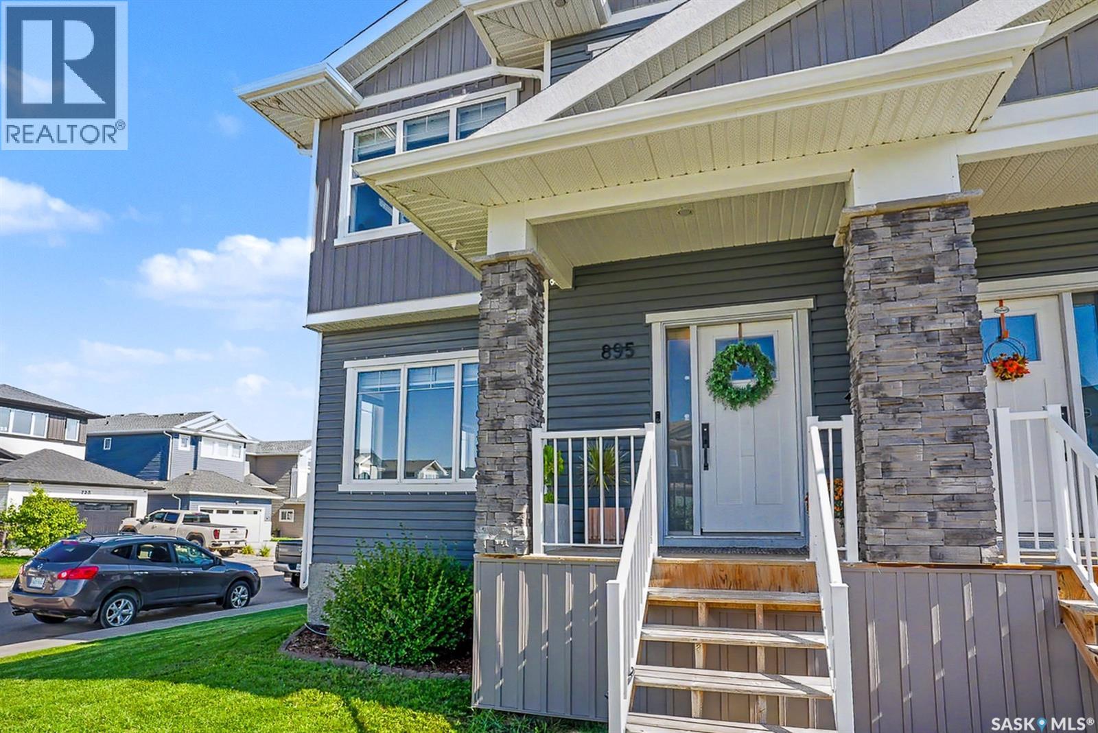 895 Mcfaull Rise, Saskatoon, Saskatchewan  S7V 0S9 - Photo 2 - SK048026