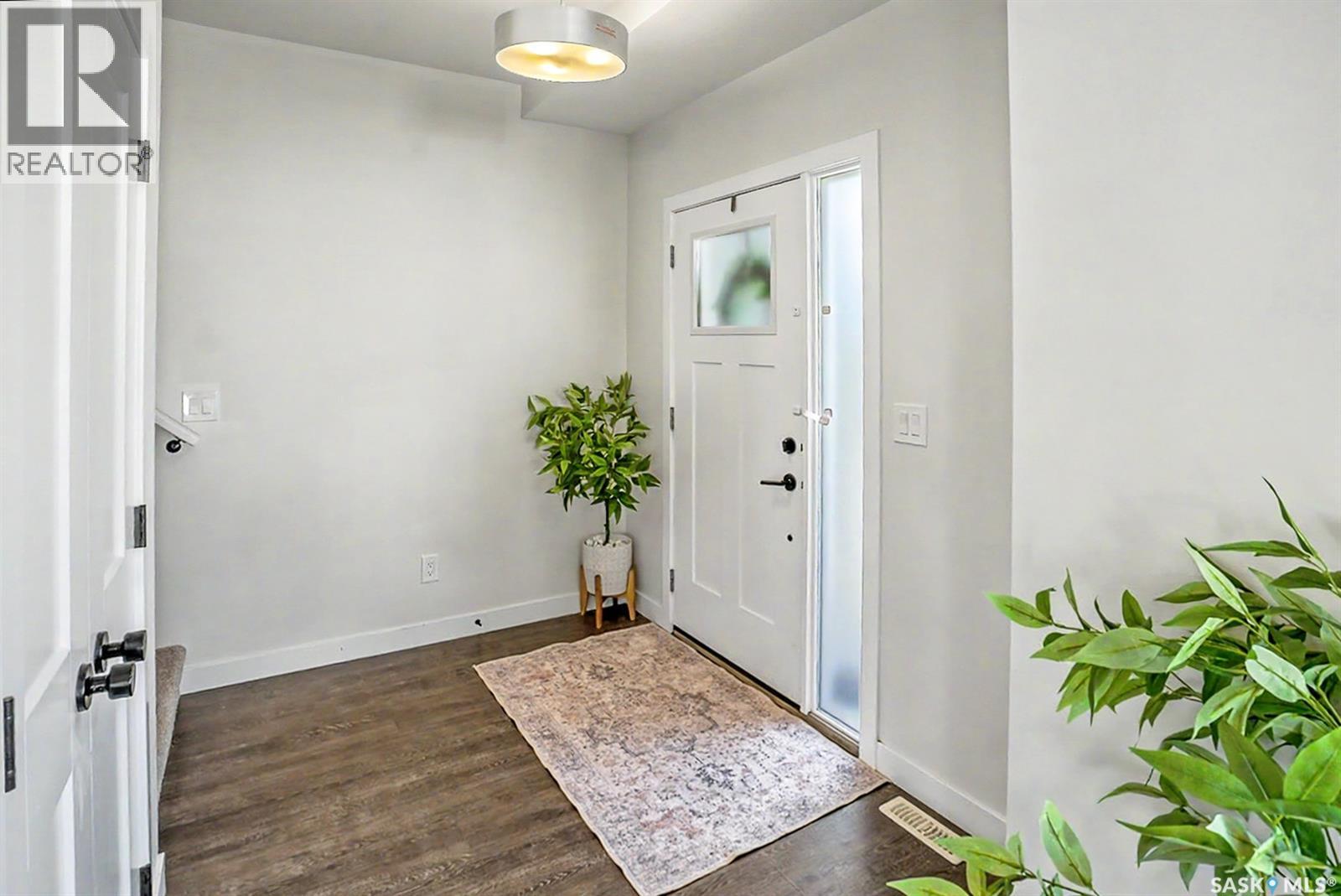 895 Mcfaull Rise, Saskatoon, Saskatchewan  S7V 0S9 - Photo 6 - SK048026