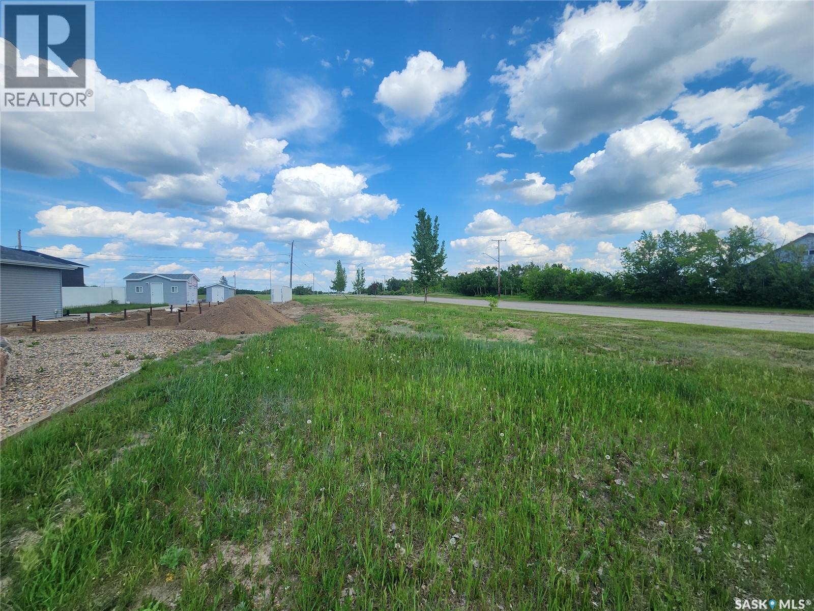 102 Montreal Street, Melville, Saskatchewan  S0A 2P0 - Photo 2 - SK047947