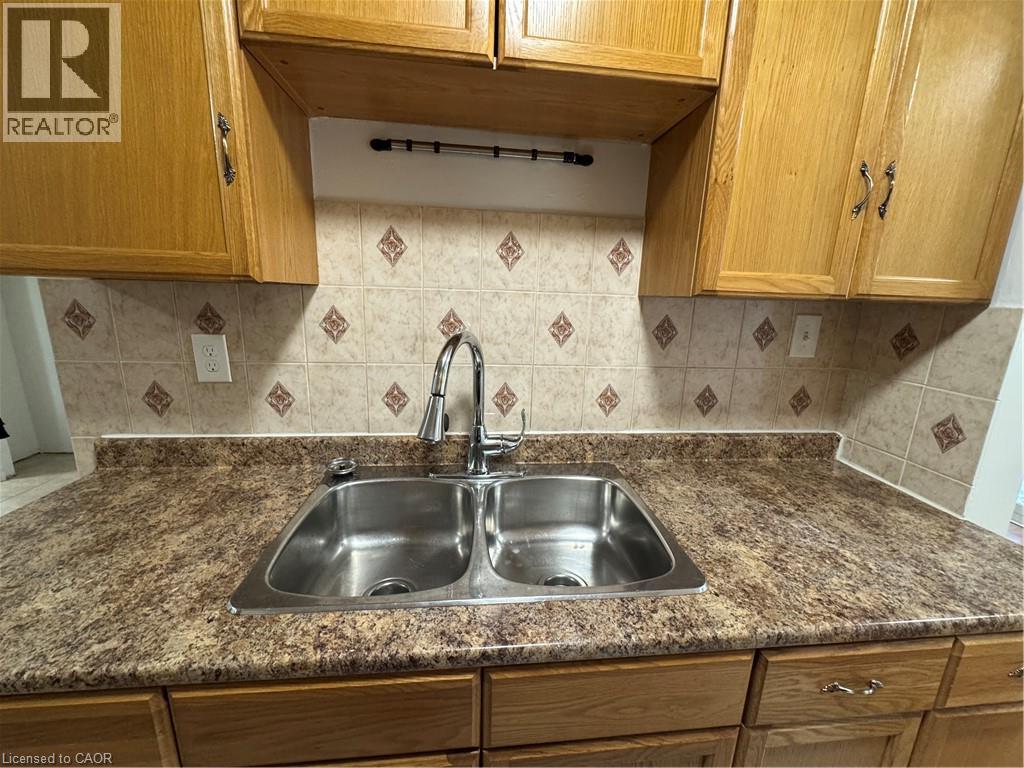 100 Quigley Road Unit# 14, Hamilton, Ontario  L8K 6J1 - Photo 9 - 40861700