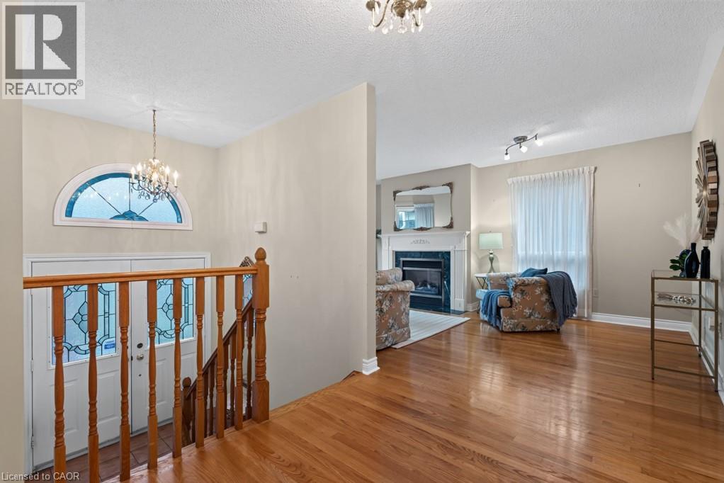 1141 Lockhart Road, Burlington, Ontario  L7S 1G8 - Photo 6 - 40859663
