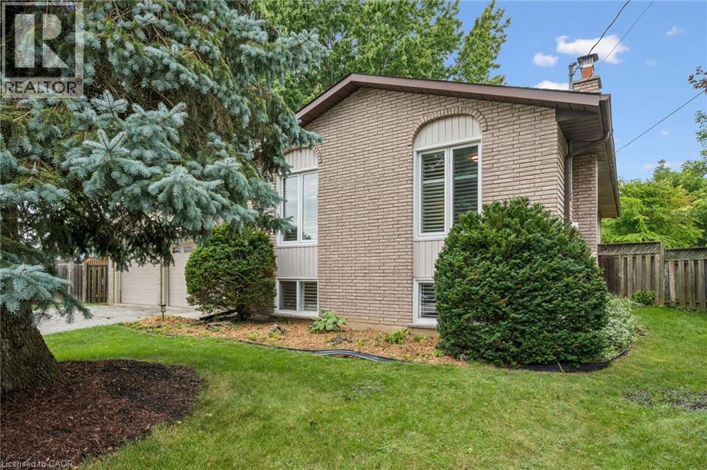 33 Maccoll Place, Caledonia, Ontario  N3W 1K4 - Photo 4 - 40861477