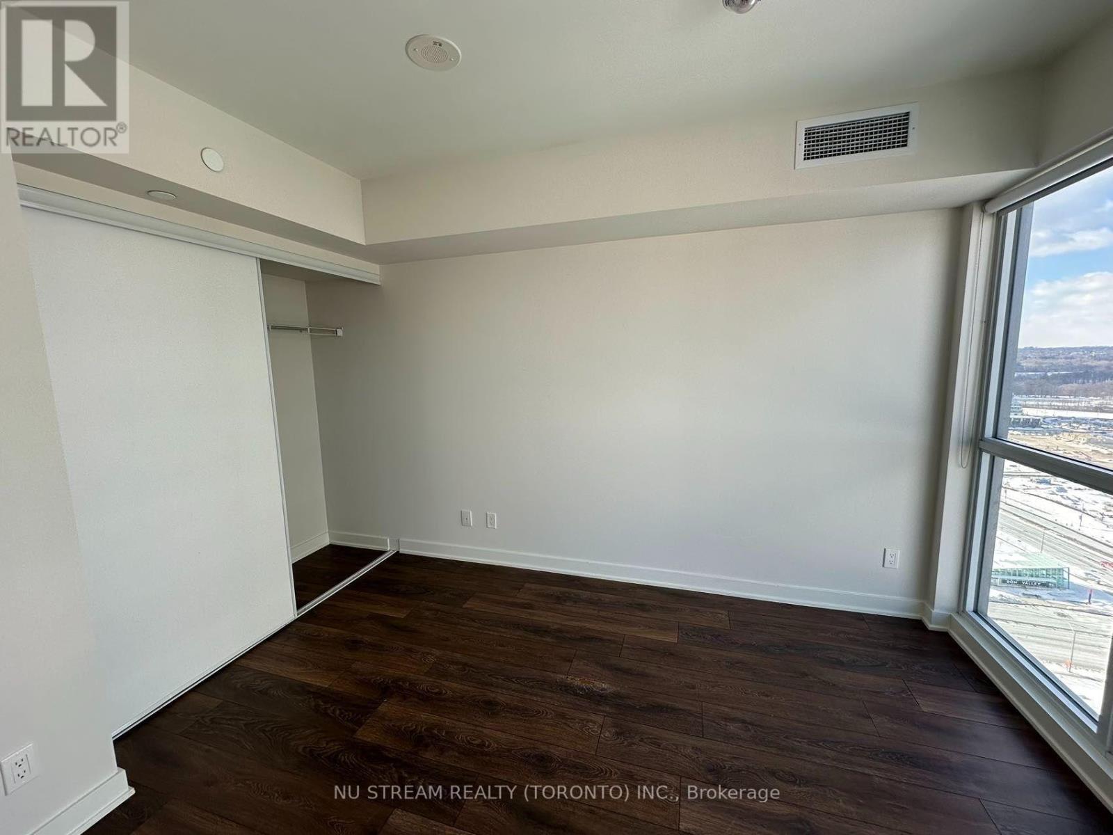 2703 - 2 Sonic Way, Toronto, Ontario  M3C 0P2 - Photo 9 - C13763870