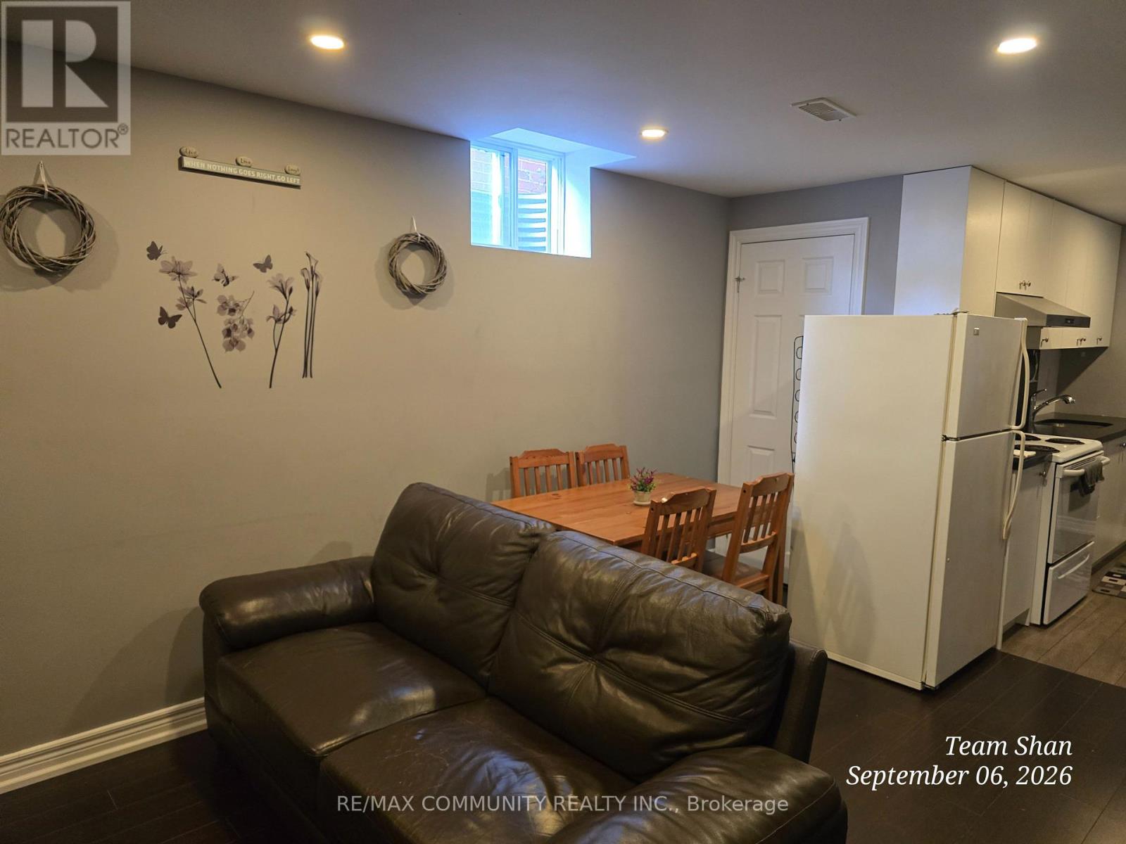 18 Bobcat Terrace, Toronto, Ontario  M1B 6G6 - Photo 2 - E13763840
