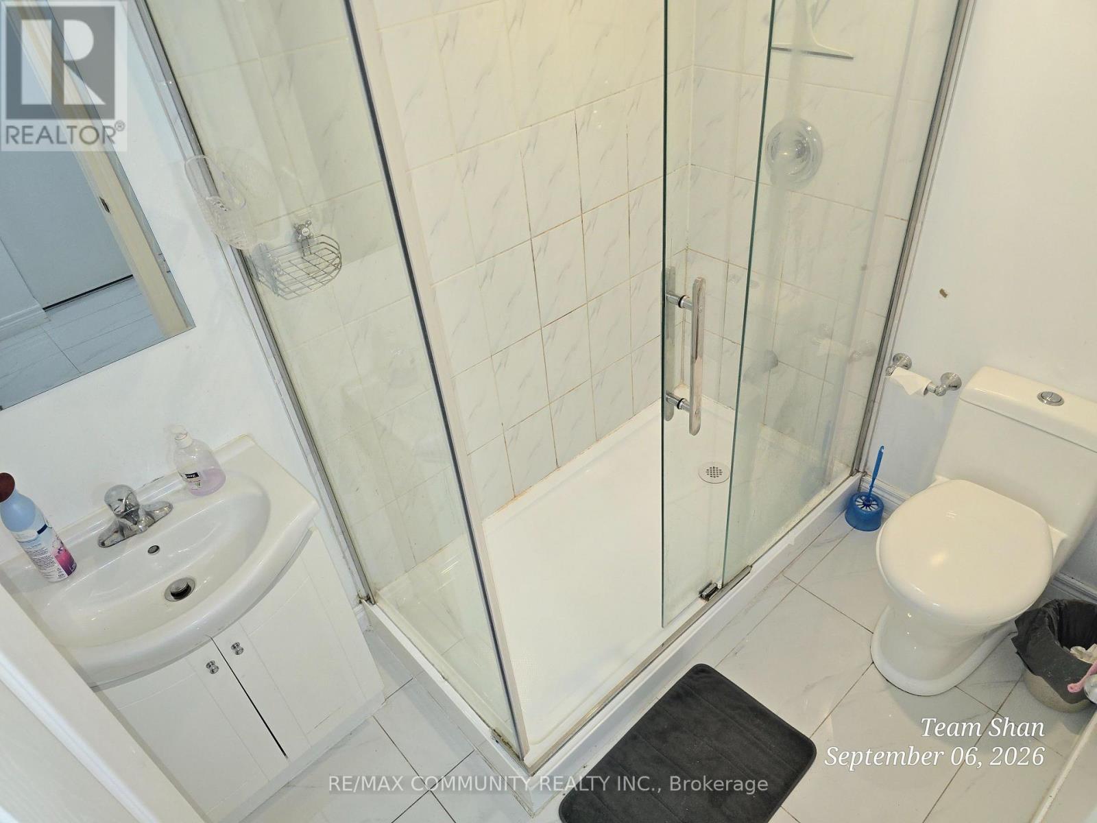 18 Bobcat Terrace, Toronto, Ontario  M1B 6G6 - Photo 9 - E13763840