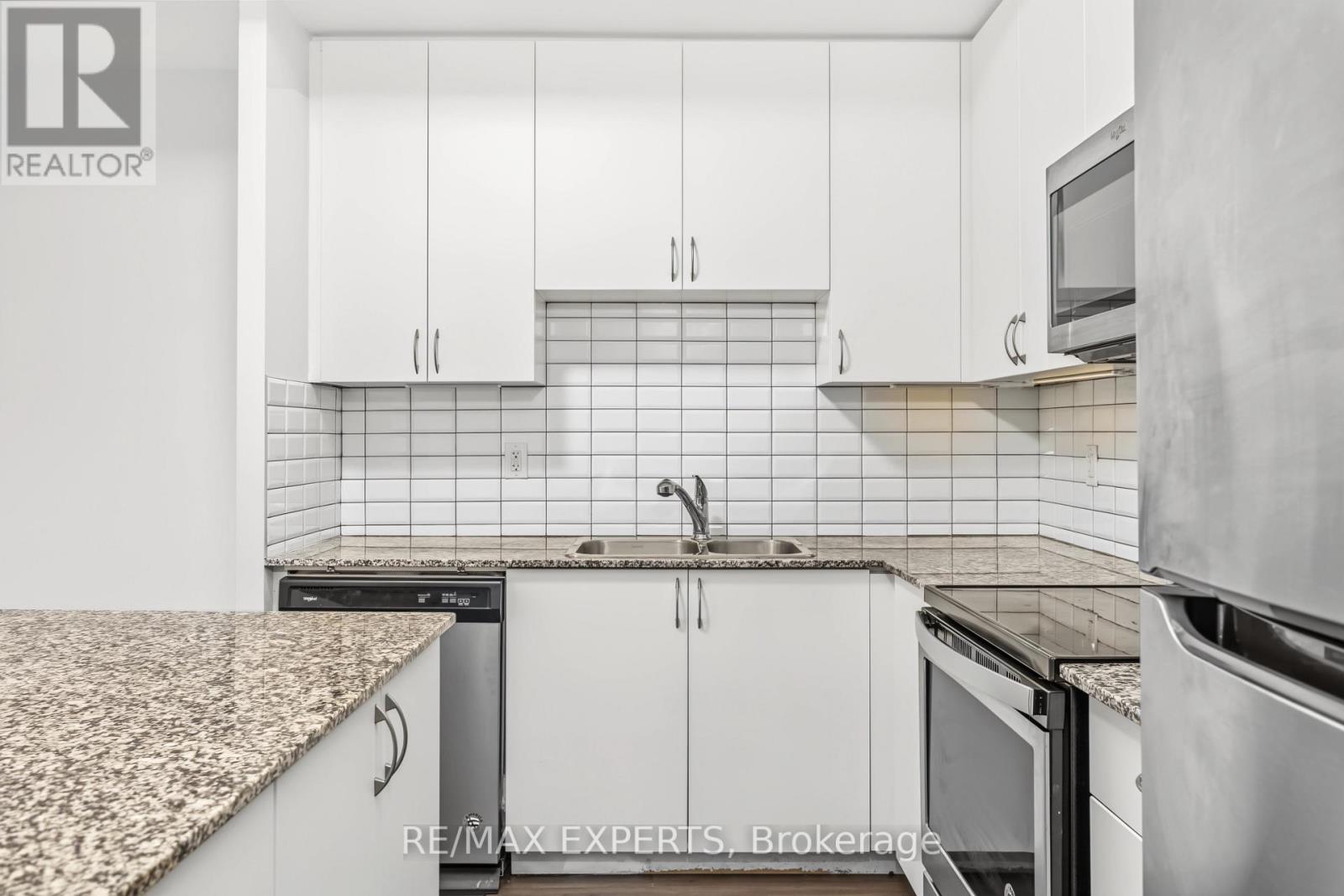 A803 - 5309 Highway 7 Road, Vaughan, Ontario  L4L 0J1 - Photo 14 - N13763848