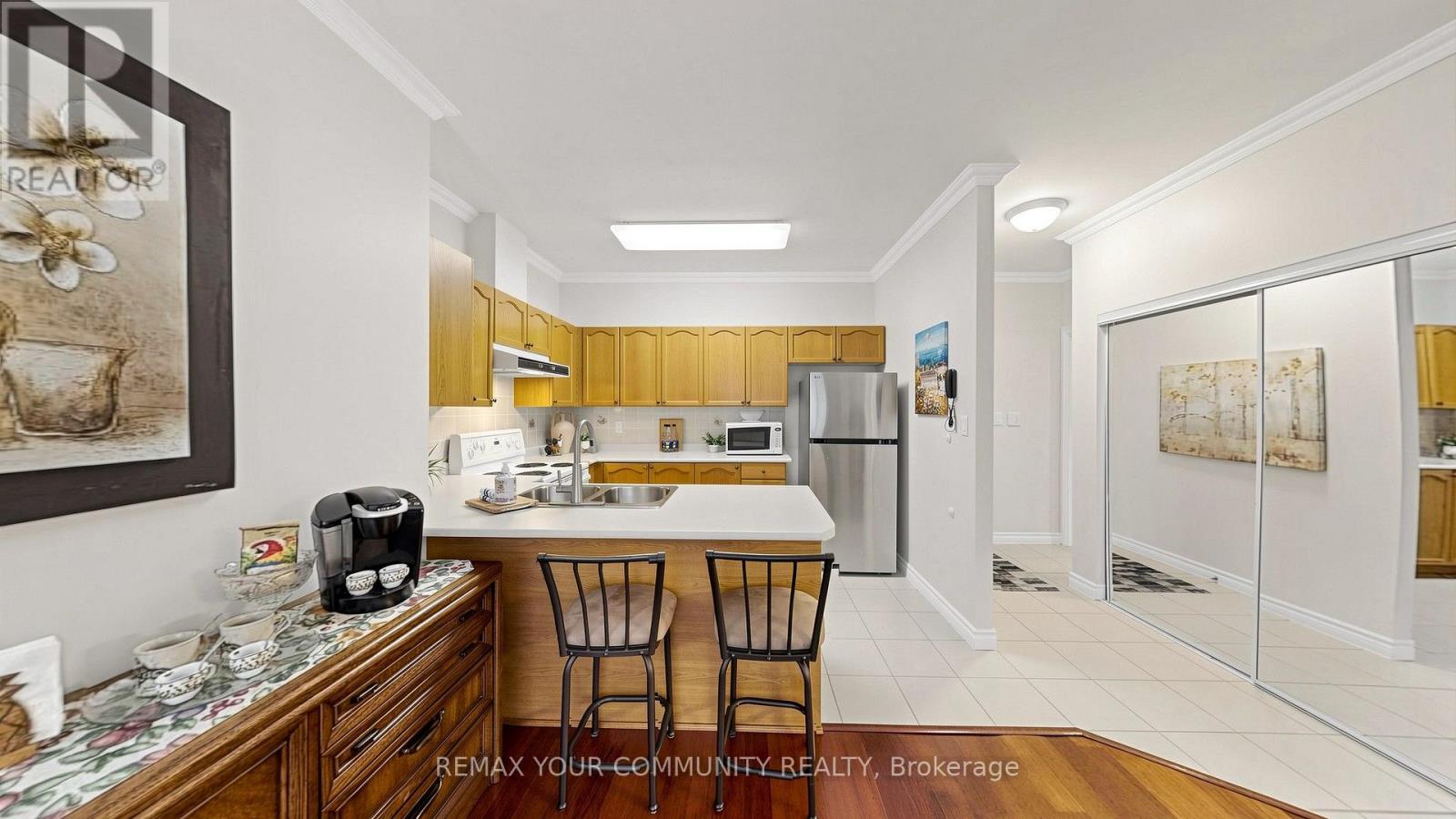 214 - 33 Wallace Street, Vaughan, Ontario  L4L 9L4 - Photo 10 - N13763858