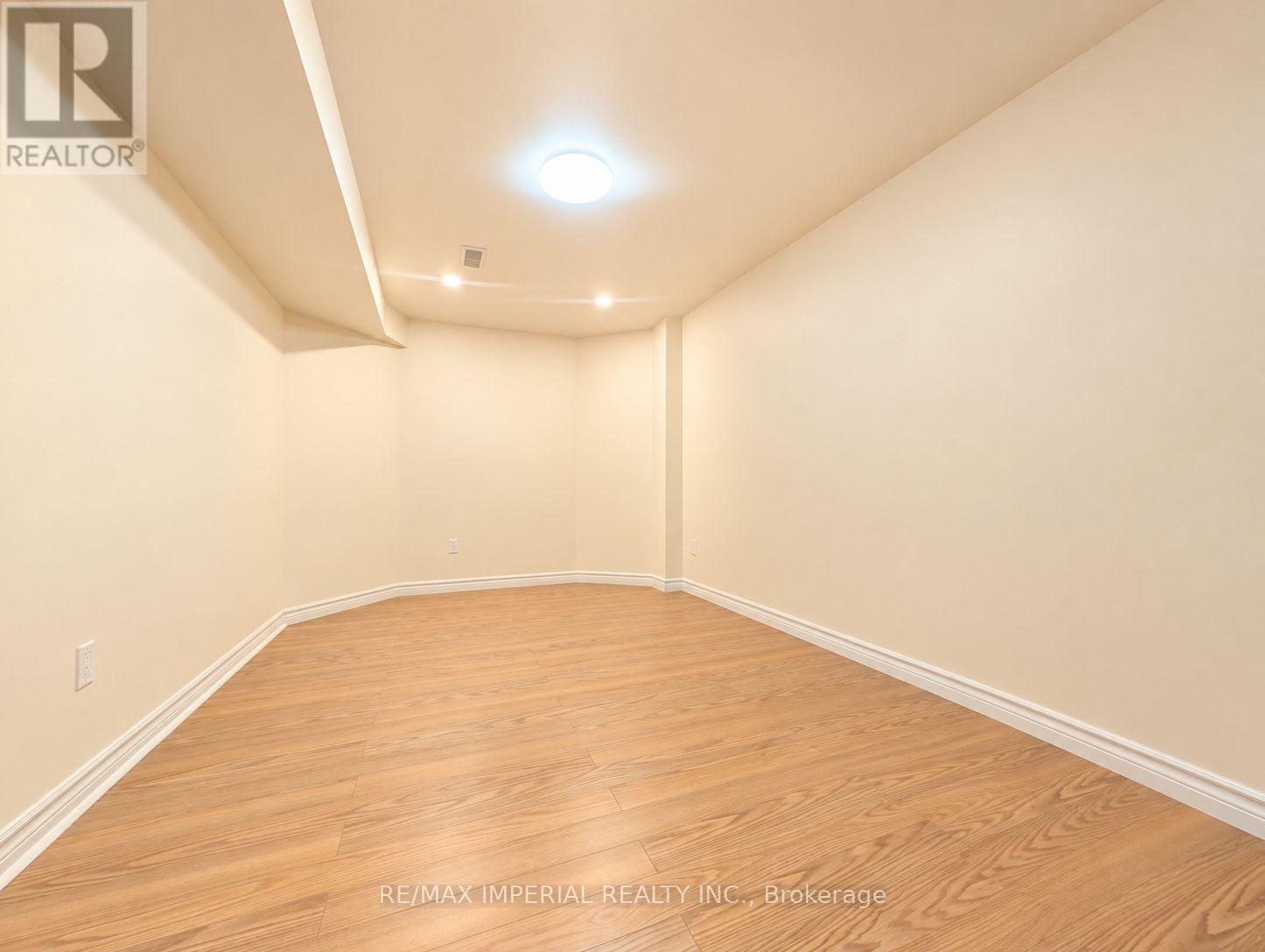 Bsmt - 234 Old Colony Road, Richmond Hill, Ontario  L4E 5B9 - Photo 14 - N13763864