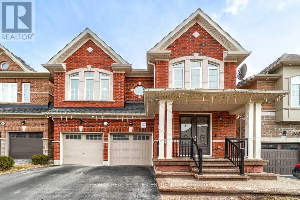 11 INGLESIDE ROAD, Brampton, Ontario