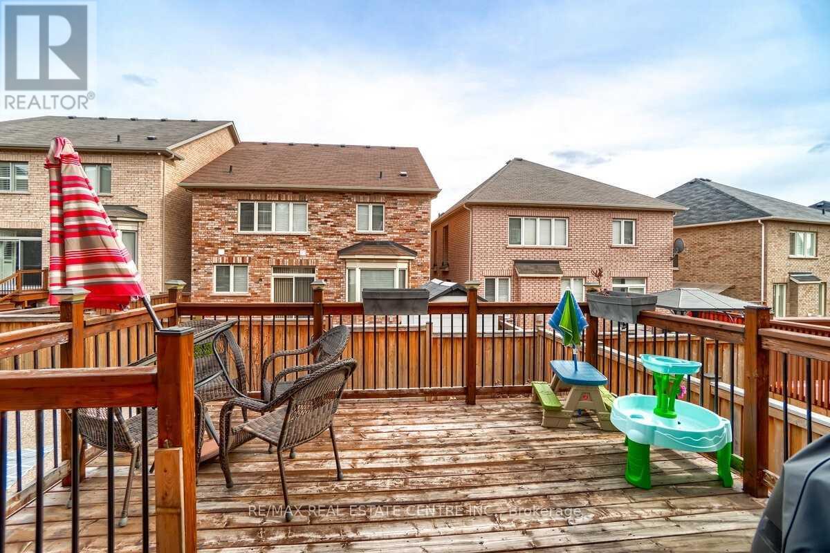 11 Ingleside Road, Brampton, Ontario  L6Y 0Z2 - Photo 37 - W13763880