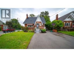 59 LYONS Avenue, Brantford, Ontario