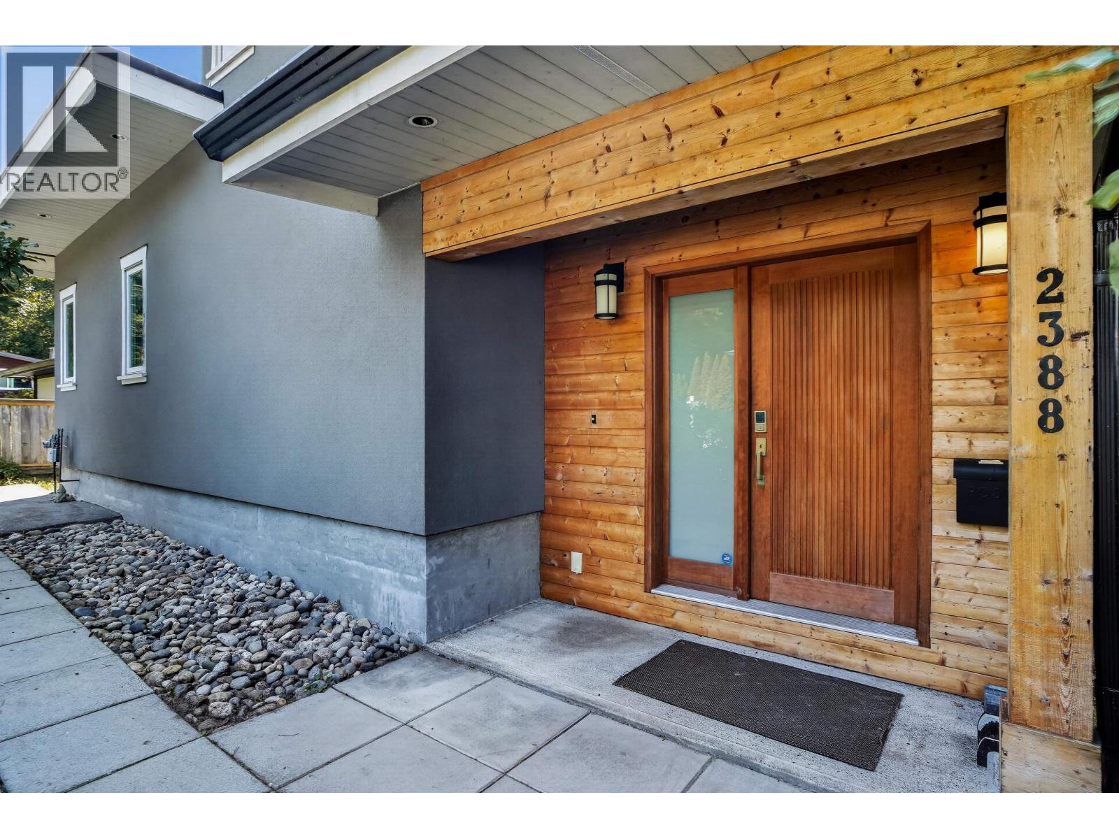 2388 Patricia Avenue, Port Coquitlam, British Columbia  V3B 2H3 - Photo 6 - R3163506