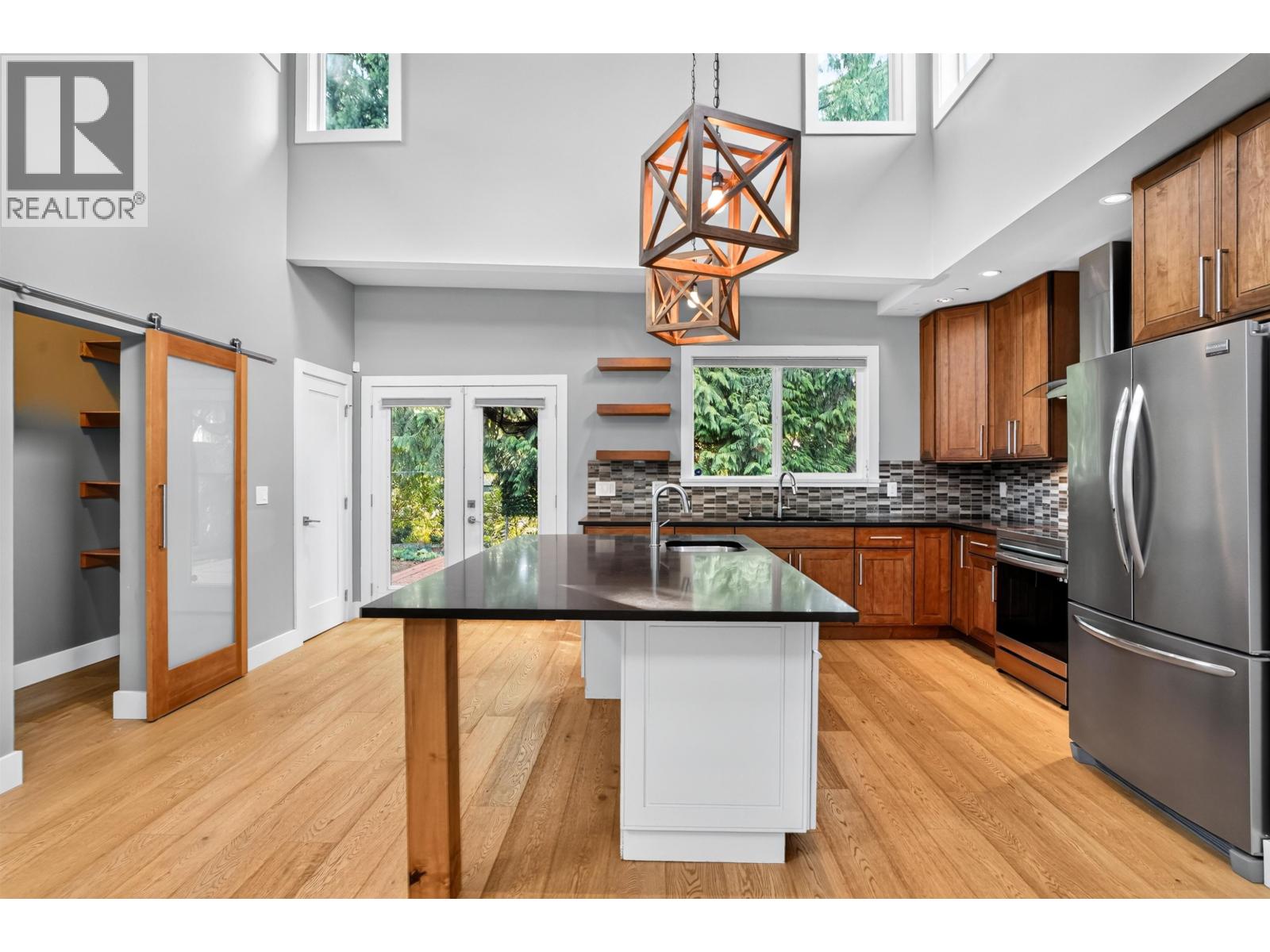 2388 Patricia Avenue, Port Coquitlam, British Columbia  V3B 2H3 - Photo 14 - R3163506