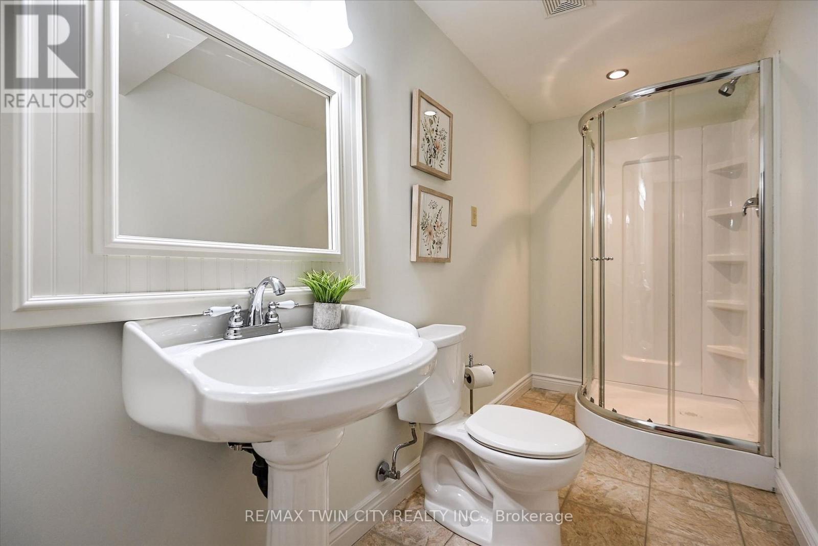 33 Maccoll Place, Haldimand, Ontario  N3W 1K4 - Photo 28 - X13763868