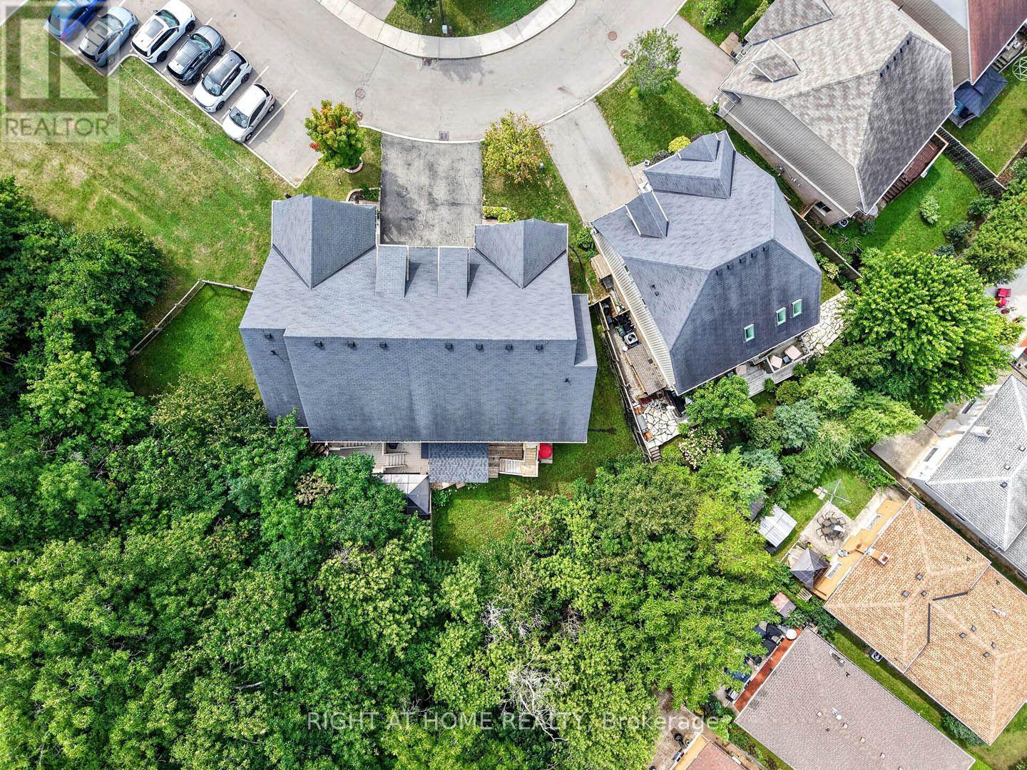 16 Rolling Lane, Hamilton, Ontario  L8K 0A1 - Photo 3 - X13763878