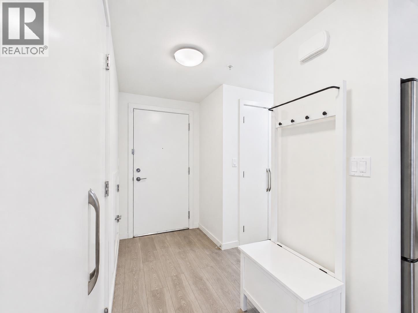 6335 Silver Avenue, Burnaby, British Columbia  V5H 0C3 - Photo 9 - R3163597