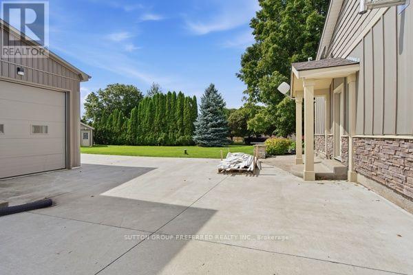 1797 Glanworth Drive, London South, Ontario  N6N 1H2 - Photo 49 - X13763904