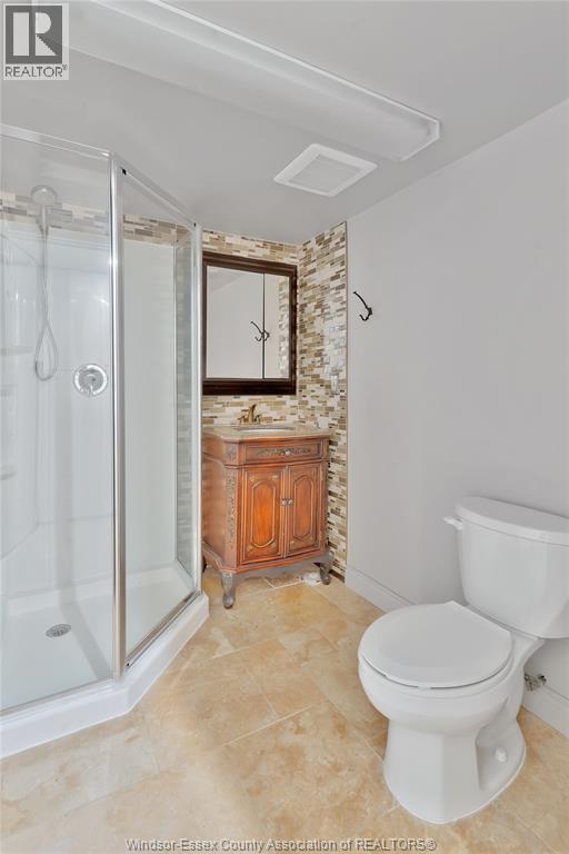 3633 Mckay Unit# Lower, Windsor, Ontario  N9E 2S3 - Photo 11 - 26022111