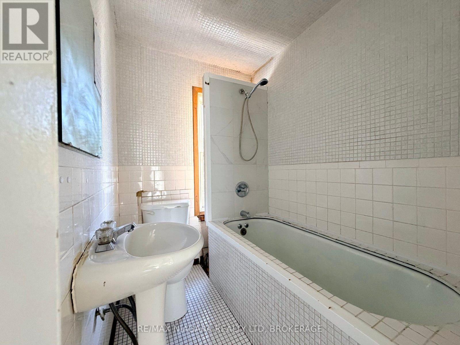 93 State Street, Welland, Ontario  L3B 4K6 - Photo 19 - X13763896