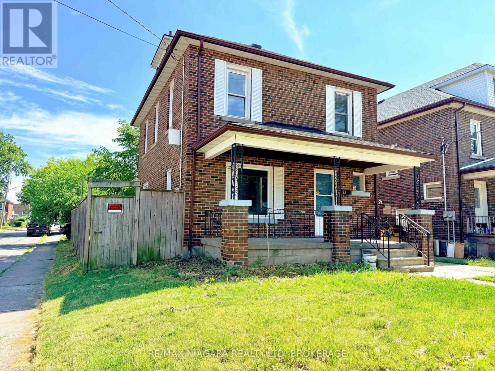 93 State Street, Welland, Ontario  L3B 4K6 - Photo 2 - X13763896