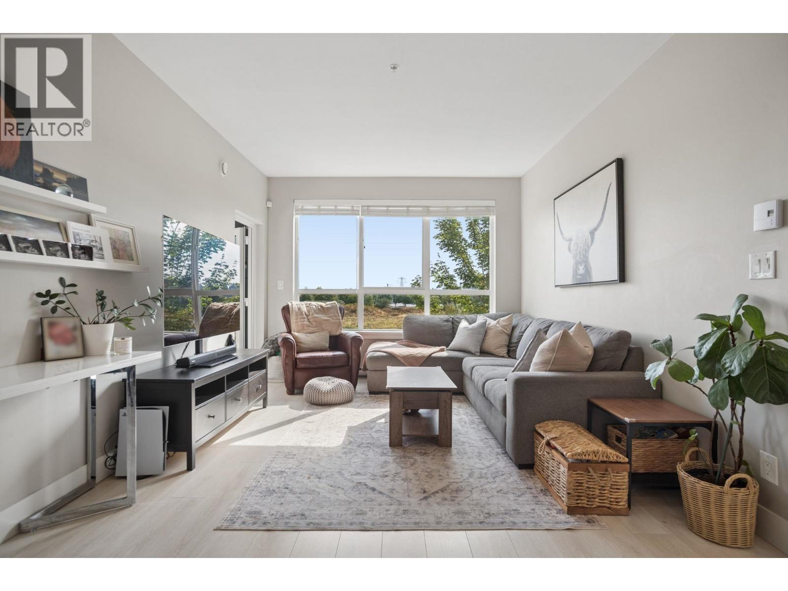 228 4690 HAWK LANE, tsawwassen, British Columbia