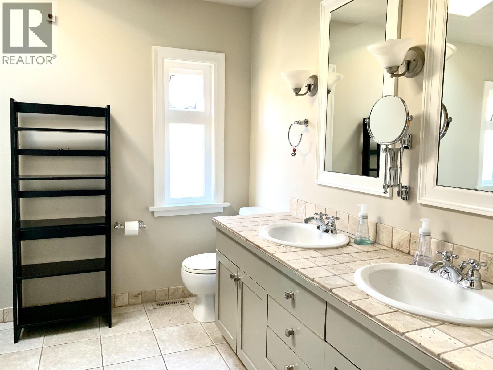 26xx W 34th Avenue, Vancouver, British Columbia  V6N 2J2 - Photo 14 - R3163709