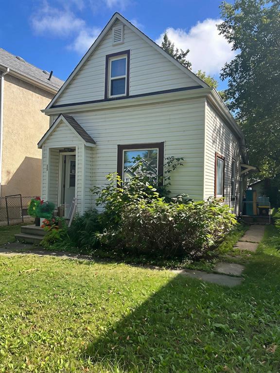 126 Bristol Avenue, Winnipeg, Manitoba  R2H 2R4 - Photo 3 - 202622424