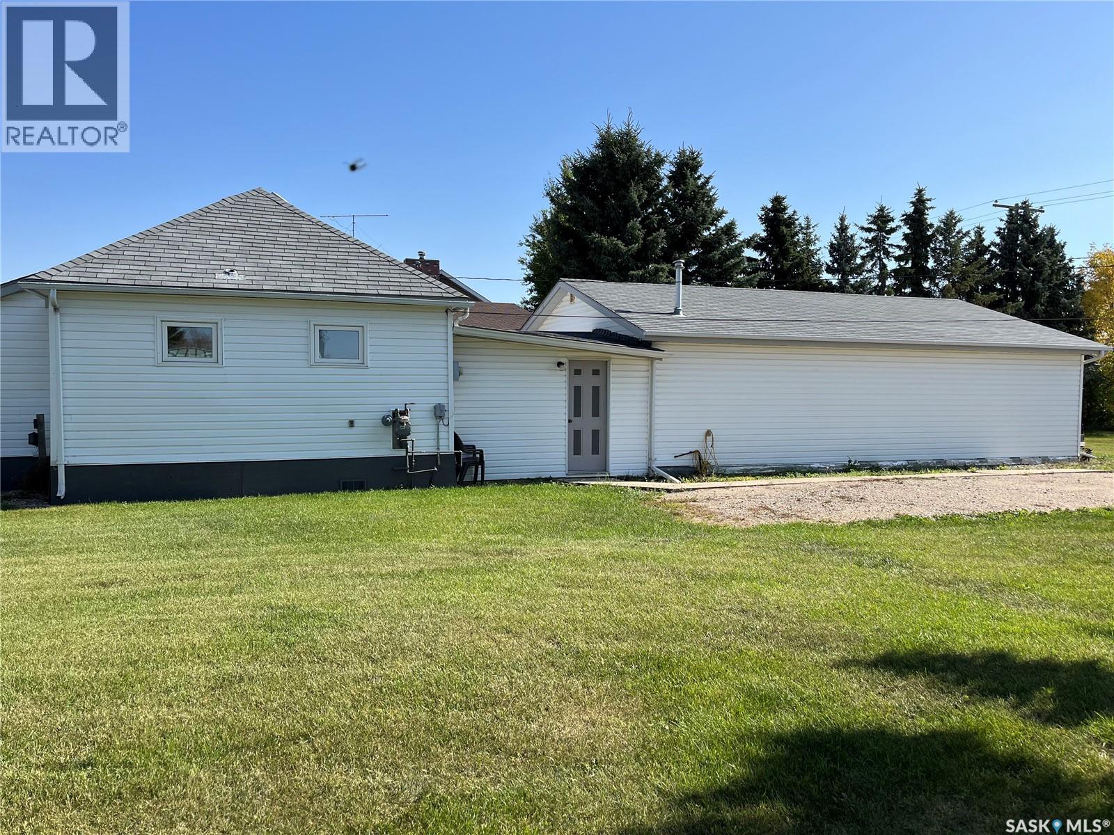 409 3rd Street S, Wakaw, Saskatchewan  S0K 4P0 - Photo 10 - SK048040