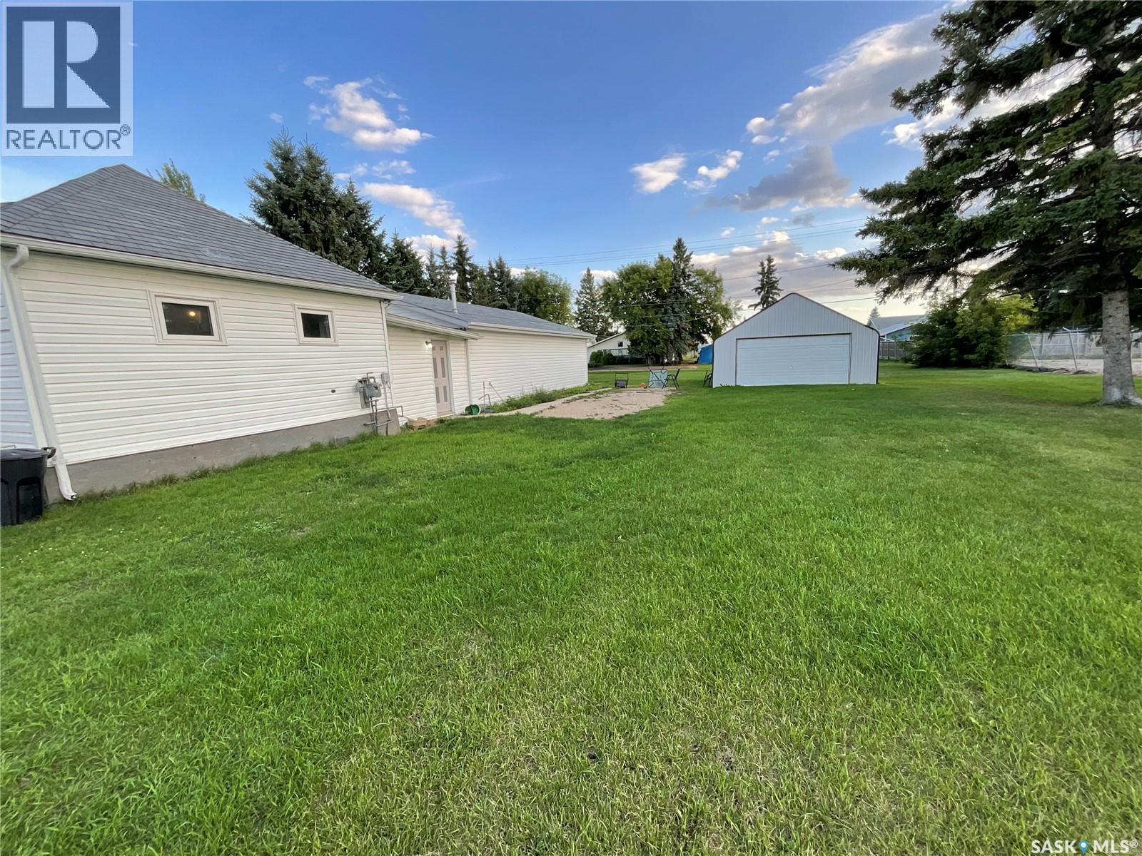 409 3rd Street S, Wakaw, Saskatchewan  S0K 4P0 - Photo 9 - SK048040