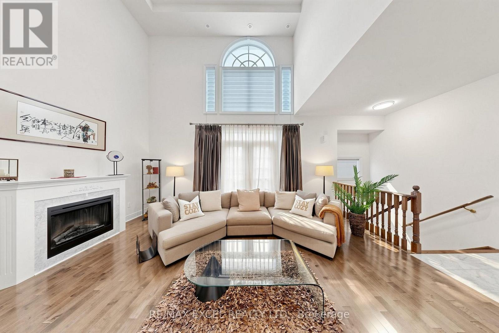 25 Lord Durham Road, Markham, Ontario  L6G 0C2 - Photo 3 - N13763210