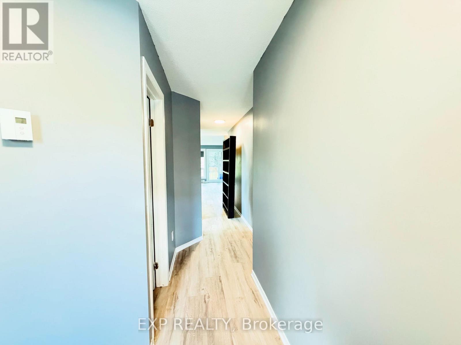 406 Briston Private, Ottawa, Ontario  K1G 5R3 - Photo 3 - X13763922